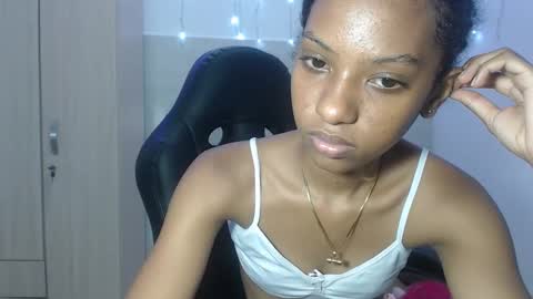 YUKARI online show from 10-25-25, 03:14