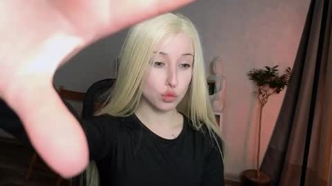 Snapshot of yukimisa chatting on 03-20-26, 05:40 Misa online show from 03-20-26, 05:40