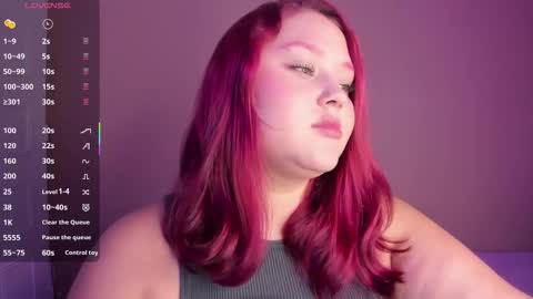 Yuliet online show from 10-17-25, 07:49