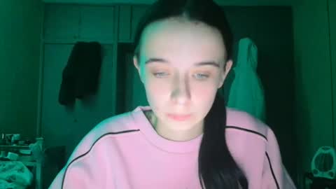 Yuliia online show from 11-30-25, 03:49