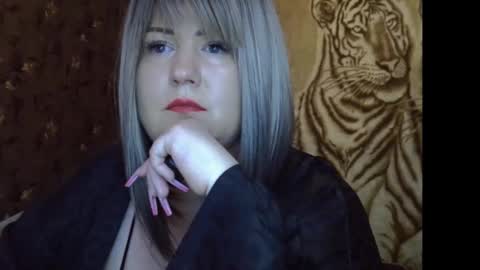 Snapshot of yuliiared chatting on 12-17-25, 11:16 yuliiared online show from 12-17-25, 11:16