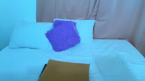 Yulina online show from 03-08-25, 02:45