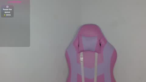 Yuli and SaraIndependent model online show from 12-01-25, 03:44