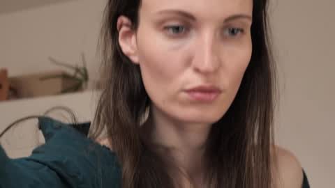 Snapshot of yulladao chatting on 01-20-25, 11:24 yulla dao online show from 01-20-25, 11:24