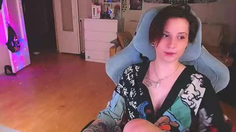 Kris online show from 02-27-25, 07:37