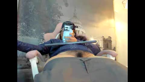 Snapshot of yumandsay chatting on 10-07-25, 02:31 Snowflake online show from 10-07-25, 02:31