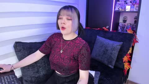 Yume    online show from 01-17-25, 01:36