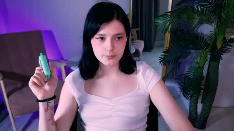 Yumi online show from 04-10-26, 01:27