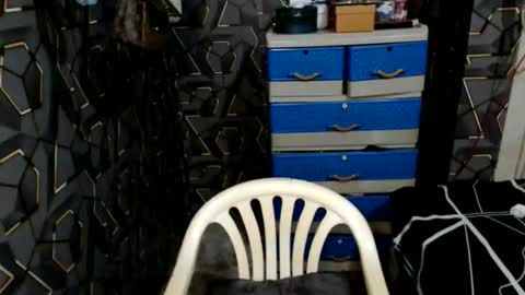 Snapshot of yumi_white chatting on 03-08-26, 01:04 yumi online show from 03-08-26, 01:04