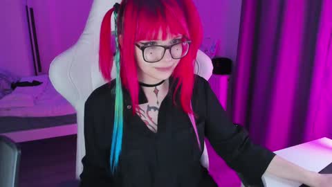 Yumi 3 online show from 12-06-24, 12:49