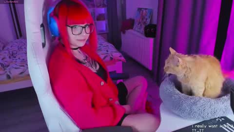 Yumi 3 online show from 03-05-25, 12:38