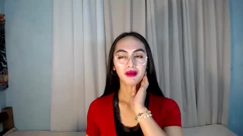 Snapshot of yumiexx chatting on 06-29-26, 06:41 CALL ME YUMLEXX online show from 06-29-26, 06:41