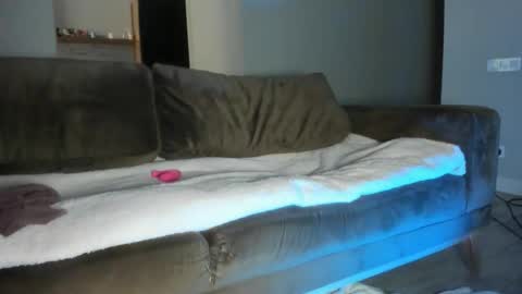 Yumi online show from 02-20-25, 07:34