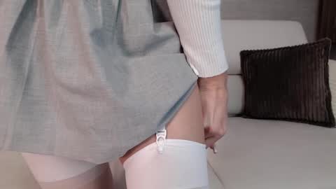 you babe online show from 04-27-26, 09:29