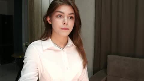 Snapshot of yummy_chica chatting on 10-29-25, 02:19 yummy_chica online show from 10-29-25, 02:19