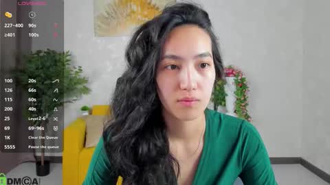 Snapshot of yummy_lamii chatting on 02-23-26, 03:37 Cindey online show from 02-23-26, 03:37