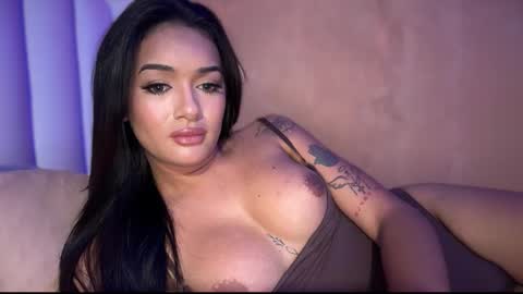 Goddes Renalyn online show from 09-25-25, 09:18