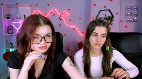 Snapshot of yuna_kim_ chatting on 04-01-26, 01:41 Yuna online show from 04-01-26, 01:41