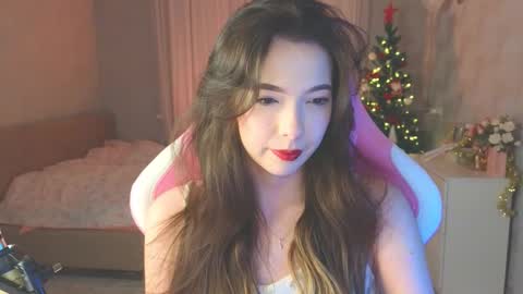 Yuna online show from 12-17-25, 01:33