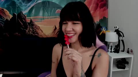 Yuna online show from 09-08-25, 02:16