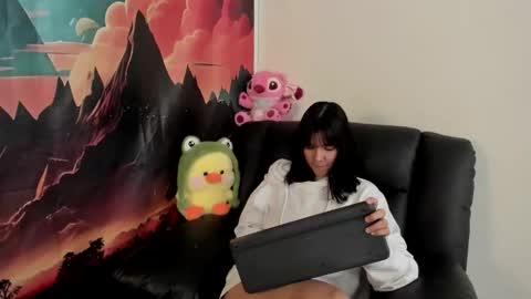 Yuna online show from 02-25-26, 05:22