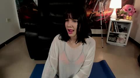 Yuna online show from 05-10-26, 10:53