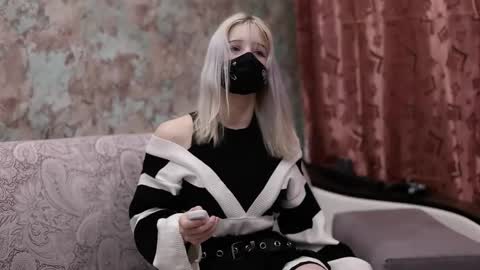 Snapshot of yunakiss chatting on 02-18-26, 07:43 Yuna online show from 02-18-26, 07:43