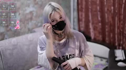 Snapshot of yunakiss chatting on 02-21-26, 07:59 Yuna online show from 02-21-26, 07:59