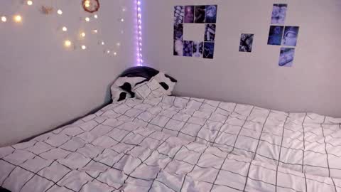 Yuna online show from 01-15-26, 12:32