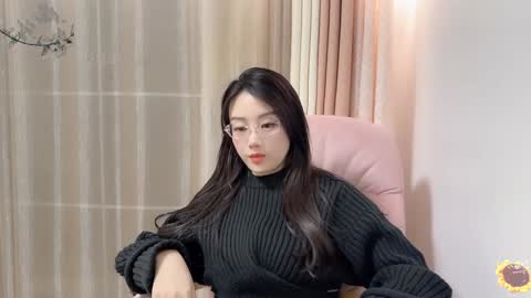 YunEr online show from 12-08-24, 01:03