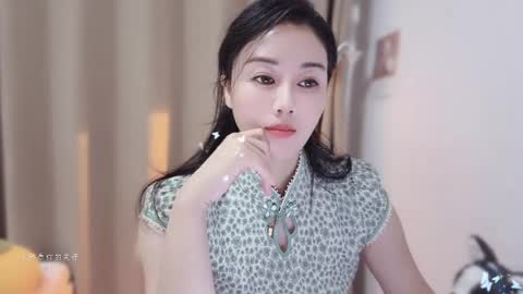 YunEr online show from 12-05-25, 03:30