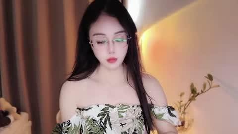 YunEr online show from 07-24-26, 04:43