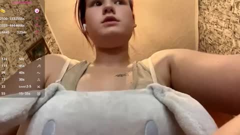 Viola online show from 11-21-25, 01:54