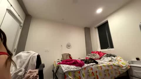 BbyTSSLut online show from 10-28-25, 03:32