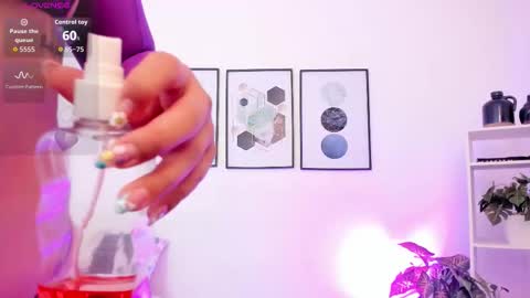 Yunna online show from 11-03-25, 11:33