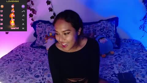 Snapshot of yunomi_1 chatting on 01-21-25, 02:11 Angelly online show from 01-21-25, 02:11