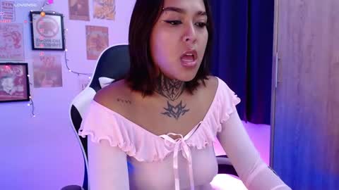 Snapshot of yunomi_1 chatting on 09-10-25, 02:55 Angelly online show from 09-10-25, 02:55