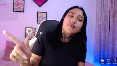 Snapshot of yunomi_1 chatting on 02-24-26, 03:48 Angelly online show from 02-24-26, 03:48