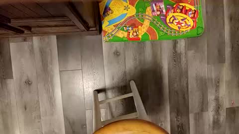 Snapshot of yupthatshim chatting on 12-05-25, 07:06 yupthatshim online show from 12-05-25, 07:06