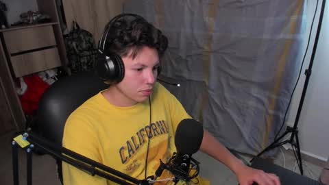 Snapshot of yurii_moody chatting on 03-12-25, 06:07 yurii_moody online show from 03-12-25, 06:07