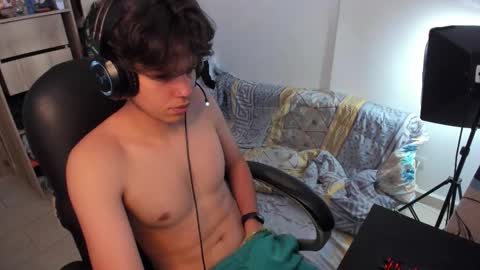 Snapshot of yurii_moody chatting on 10-16-25, 06:53 yurii_moody online show from 10-16-25, 06:53