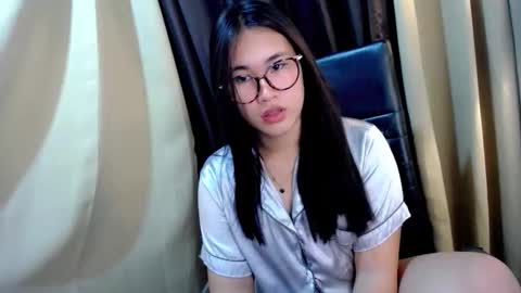 yuriyumixx_xoxo online show from 09-21-25, 11:23