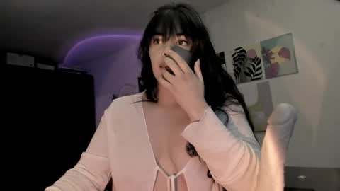 paola online show from 04-10-26, 12:16