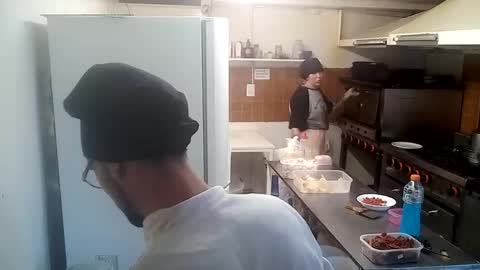 Yuumi online show from 02-01-25, 10:34