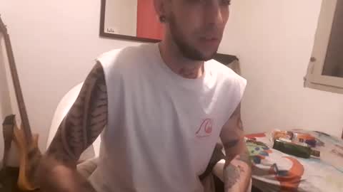 Yuumi online show from 09-11-25, 01:39