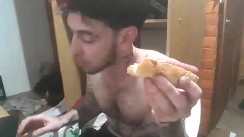 Yuumi online show from 10-19-25, 07:20