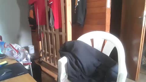 Yuumi online show from 11-09-25, 06:06