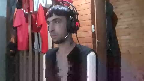 Yuumi online show from 11-14-25, 02:43