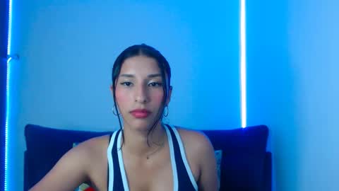 yuzii Im new to these pages so I hope you guys are kind to me. online show from 11-19-25, 11:27