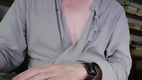 Snapshot of yvanbonar181018 chatting on 09-20-25, 02:18 yvanbonar181018 online show from 09-20-25, 02:18